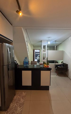 Casa à venda com 195m², 3 quartos e 4 vagas Casa à venda com 195m², 3 quartos e 4 vagasCozinha