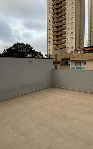 Casa à venda com 195m², 3 quartos e 4 vagas Casa à venda com 195m², 3 quartos e 4 vagasCobertura