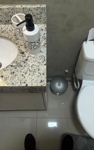 Casa à venda com 195m², 3 quartos e 4 vagas Casa à venda com 195m², 3 quartos e 4 vagasLavabo