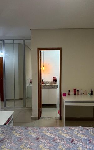 Casa à venda com 195m², 3 quartos e 4 vagas Casa à venda com 195m², 3 quartos e 4 vagasSuíte