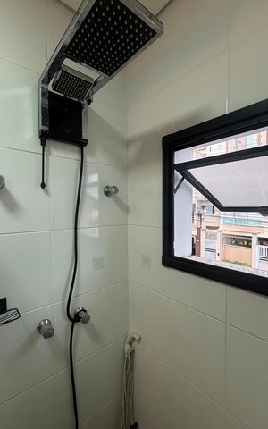 Casa à venda com 195m², 3 quartos e 4 vagas Casa à venda com 195m², 3 quartos e 4 vagasBanheiro da Suíte