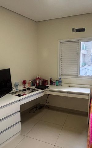 Casa à venda com 195m², 3 quartos e 4 vagas Casa à venda com 195m², 3 quartos e 4 vagasQuarto 2