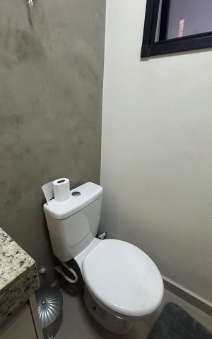 Casa à venda com 195m², 3 quartos e 4 vagas Casa à venda com 195m², 3 quartos e 4 vagasLavabo