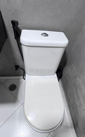 Casa à venda com 383m², 4 quartos e 2 vagas Casa à venda com 383m², 4 quartos e 2 vagasÁrea comum