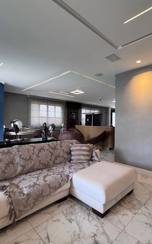 Casa à venda com 383m², 4 quartos e 2 vagas Casa à venda com 383m², 4 quartos e 2 vagasSala