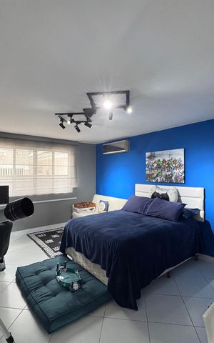 Casa à venda com 383m², 4 quartos e 2 vagas Casa à venda com 383m², 4 quartos e 2 vagasSuíte 2