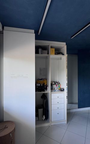 Casa à venda com 383m², 4 quartos e 2 vagas Casa à venda com 383m², 4 quartos e 2 vagasCloset Suíte 1