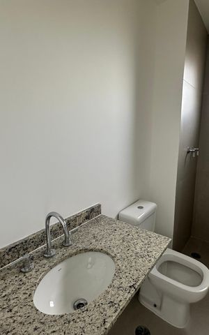 Apartamento à venda com 64m², 1 quarto e 1 vaga Apartamento à venda com 64m², 1 quarto e 1 vagaBanheiro da Suíte