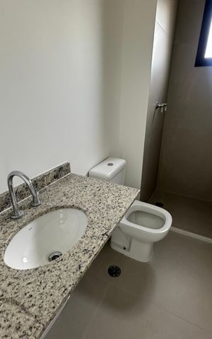 Apartamento à venda com 64m², 1 quarto e 1 vaga Apartamento à venda com 64m², 1 quarto e 1 vagaBanheiro da Suíte