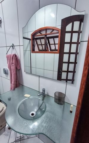Casa para alugar com 90m², 2 quartos e 2 vagasBanheiro Social 