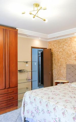 Casa à venda com 210m², 4 quartos e 2 vagasQuarto 1