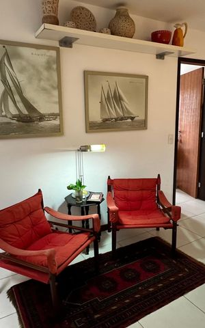 Casa à venda com 300m², 5 quartos e 2 vagasHall