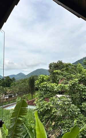 Casa à venda com 300m², 5 quartos e 2 vagasVista 