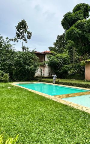 Casa à venda com 300m², 5 quartos e 2 vagasÁrea comum - Piscina
