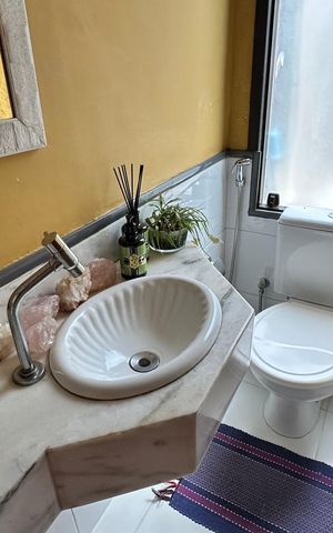 Casa à venda com 300m², 5 quartos e 2 vagasLavabo