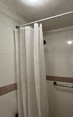 Casa à venda com 300m², 5 quartos e 2 vagasBanheiro quarto 1