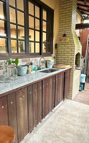 Casa à venda com 300m², 5 quartos e 2 vagasÁrea gourmet 