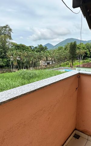 Casa à venda com 300m², 5 quartos e 2 vagasVaranda
