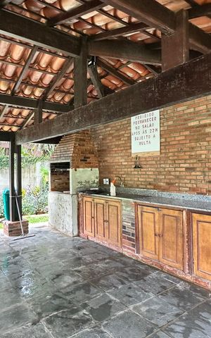 Casa à venda com 300m², 5 quartos e 2 vagasÁrea comum