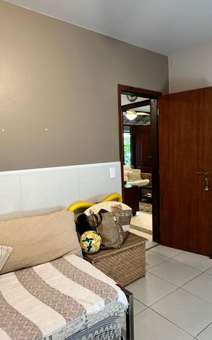 Casa à venda com 300m², 5 quartos e 2 vagasQuarto 1