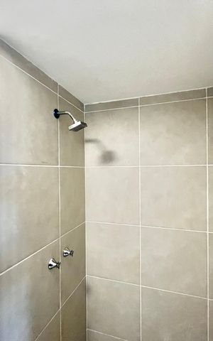 Apartamento à venda com 40m², 2 quartos e sem vaga Apartamento à venda com 40m², 2 quartos e sem vagaBanheiro