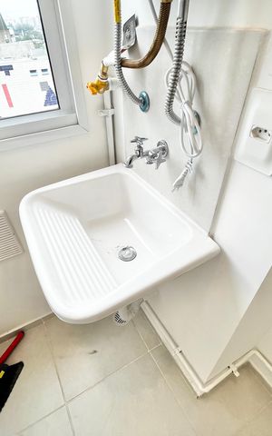 Apartamento à venda com 40m², 2 quartos e sem vaga Apartamento à venda com 40m², 2 quartos e sem vagaCozinha e Área de Serviço