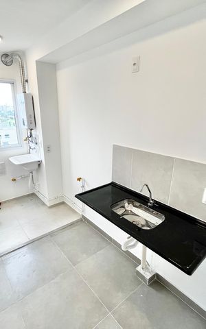 Apartamento à venda com 40m², 2 quartos e sem vaga Apartamento à venda com 40m², 2 quartos e sem vagaCozinha e Área de Serviço