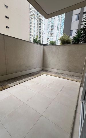 Apartamento à venda com 69m², 1 quarto e 1 vaga Apartamento à venda com 69m², 1 quarto e 1 vagaVaranda Studio