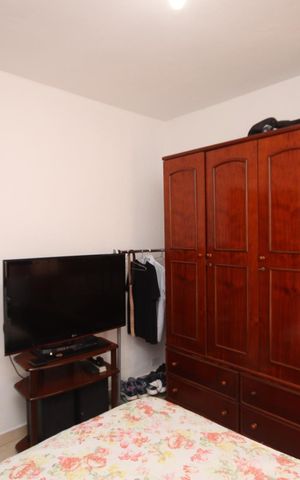 Casa à venda com 256m², 6 quartos e 3 vagas Casa à venda com 256m², 6 quartos e 3 vagasQuarto 1