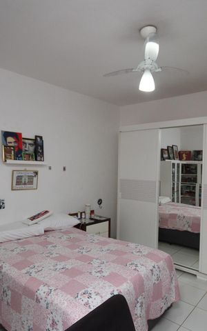 Casa à venda com 256m², 6 quartos e 3 vagas Casa à venda com 256m², 6 quartos e 3 vagasSuíte 1
