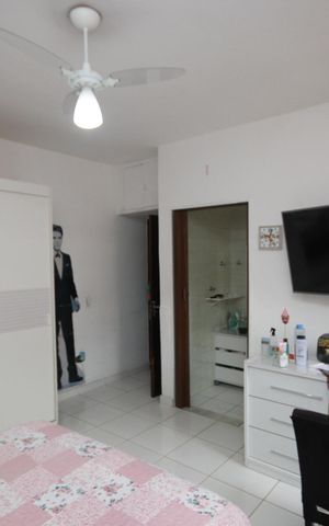Casa à venda com 256m², 6 quartos e 3 vagas Casa à venda com 256m², 6 quartos e 3 vagasSuíte 1