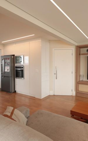 Apartamento para alugar com 220m², 3 quartos e 4 vagasSala