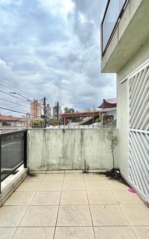 Casa para alugar com 150m², 3 quartos e 2 vagas Casa para alugar com 150m², 3 quartos e 2 vagasVaranda da Suíte
