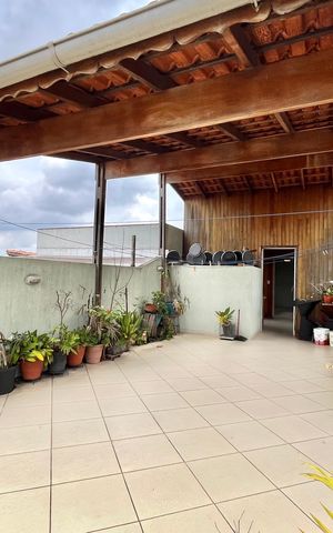 Casa para alugar com 150m², 3 quartos e 2 vagas Casa para alugar com 150m², 3 quartos e 2 vagasTerraço