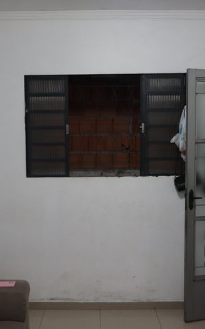 Casa à venda com 130m², 5 quartos e 1 vagaSala/ Casa 02