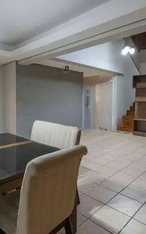 Casa para alugar com 350m², 5 quartos e 5 vagas Casa para alugar com 350m², 5 quartos e 5 vagasSala