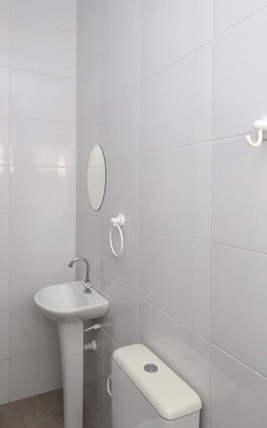 Casa para alugar com 80m², 2 quartos e sem vaga Casa para alugar com 80m², 2 quartos e sem vagaBanheiro da Suíte 2