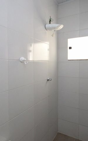 Casa para alugar com 80m², 2 quartos e sem vaga Casa para alugar com 80m², 2 quartos e sem vagaBanheiro da Suíte 2