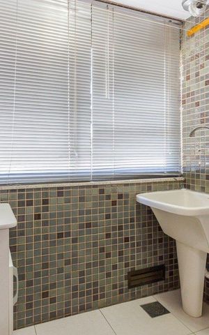 Apartamento para alugar com 118m², 3 quartos e 1 vaga Apartamento para alugar com 118m², 3 quartos e 1 vagaÁrea de Serviço