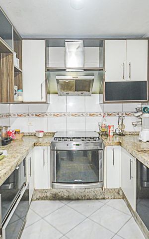 Casa para alugar com 225m², 4 quartos e 4 vagasCozinha
