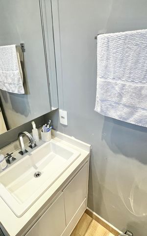 Apartamento à venda com 74m², 2 quartos e 1 vaga Apartamento à venda com 74m², 2 quartos e 1 vagaBanheiro da Suíte