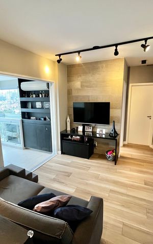 Apartamento à venda com 74m², 2 quartos e 1 vaga Apartamento à venda com 74m², 2 quartos e 1 vagaSala