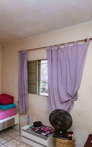 Casa à venda com 257m², 6 quartos e 3 vagasQuarto 1 Casa 3