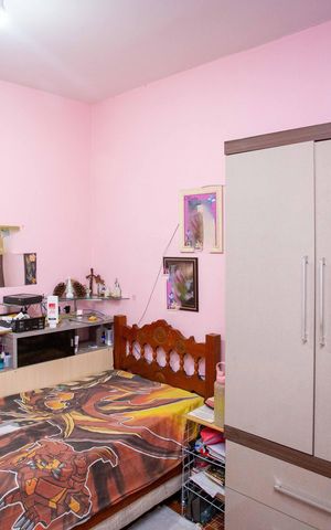 Casa à venda com 257m², 6 quartos e 3 vagasQuarto 2 Casa 1