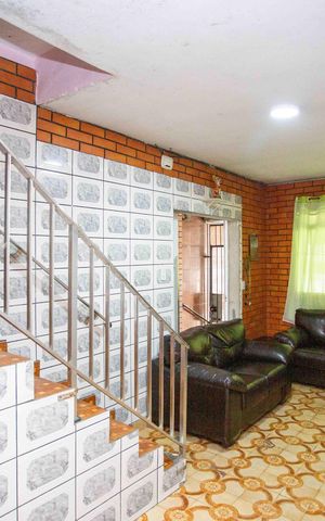 Casa à venda com 257m², 6 quartos e 3 vagasSala Casa 1