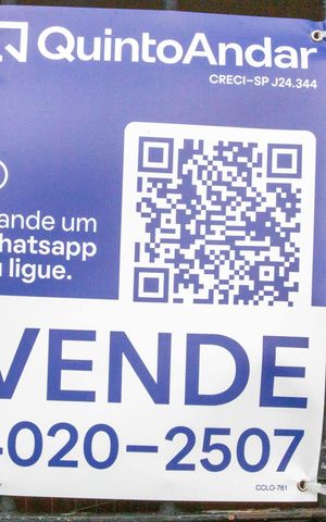 Casa à venda com 257m², 6 quartos e 3 vagasPlaquinha