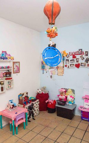 Casa à venda com 257m², 6 quartos e 3 vagasQuarto 1 Casa 2