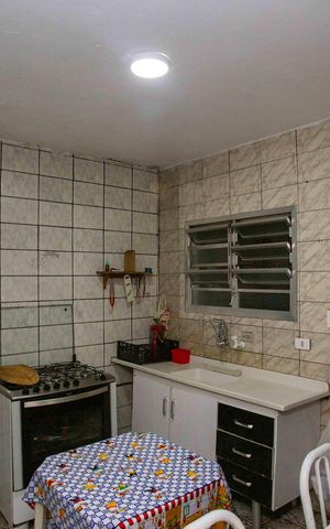 Casa à venda com 257m², 6 quartos e 3 vagasCozinha Casa 1