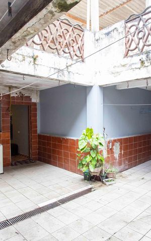 Casa à venda com 257m², 6 quartos e 3 vagasVaranda/Area de Serviço