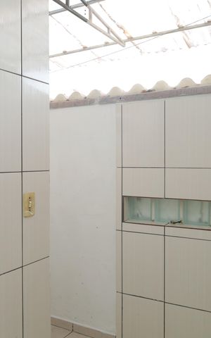 Casa para alugar com 60m², 2 quartos e 1 vagaÁrea de Serviço